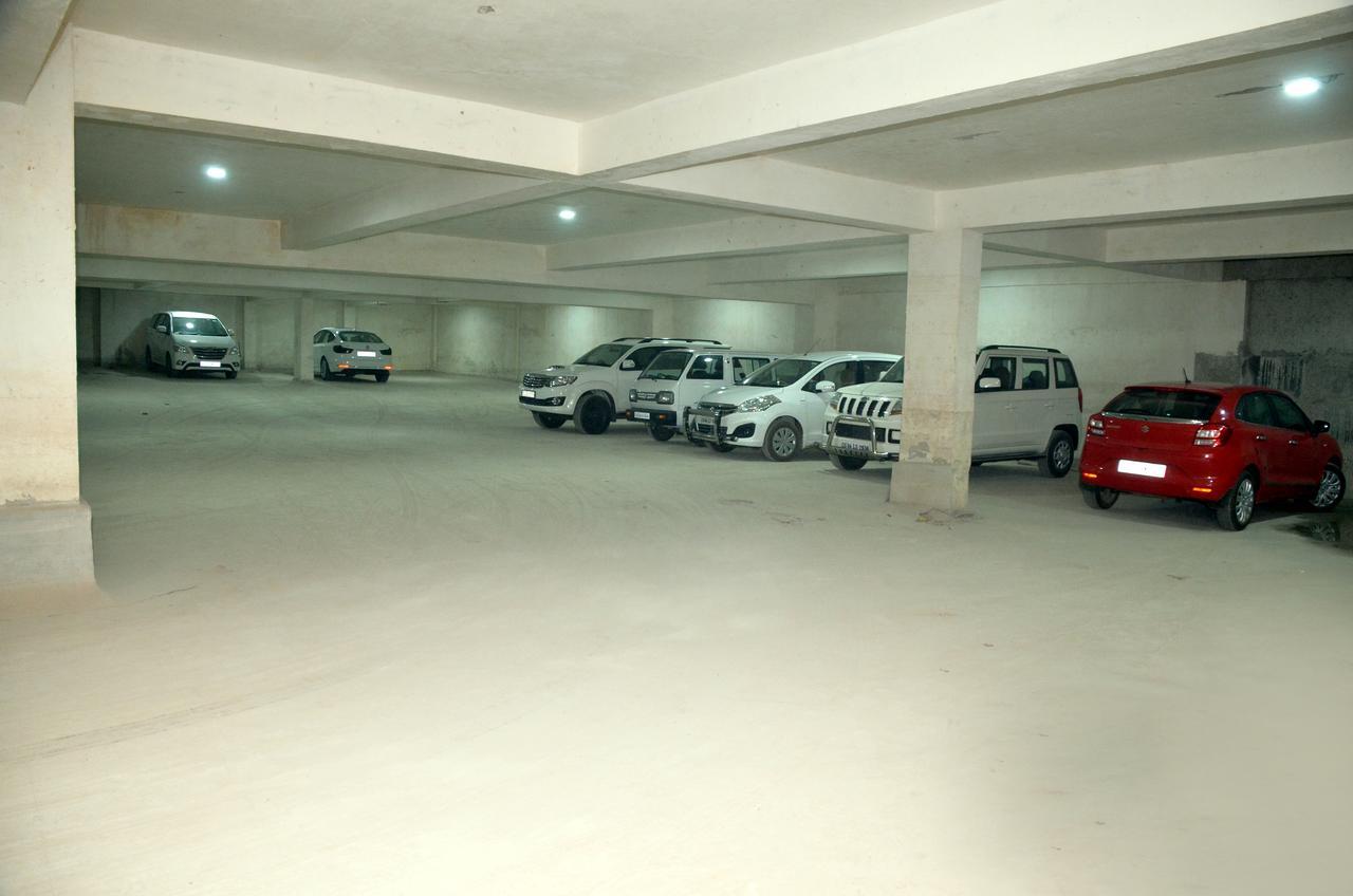 Solitaire Hotel Raipur  Exterior photo